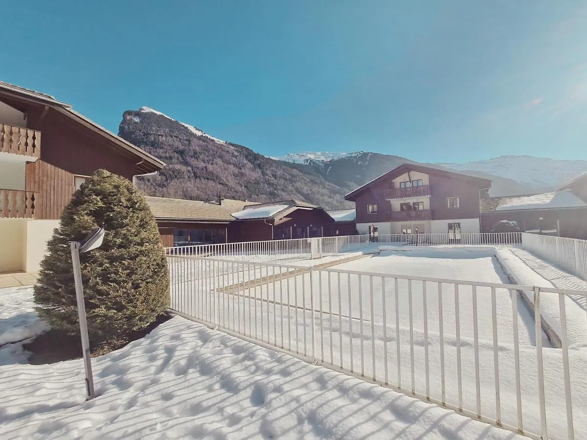 Appartement Calme Avec Piscines Et Salle De Sport - Fr-1-624-29 Samoëns Lägenhet